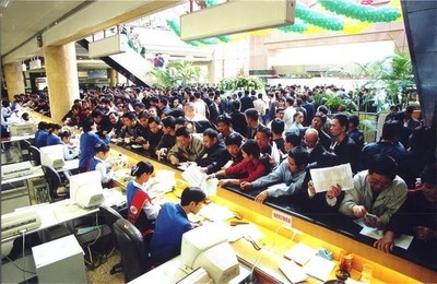 溫州40年通訊變遷 從搖把子電話(huà)到萬(wàn)物互聯(lián)